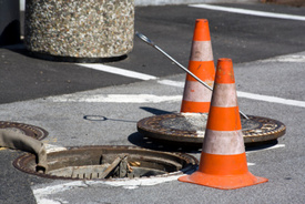 NY Dunkin Donuts worker dies after fall in sewage pit