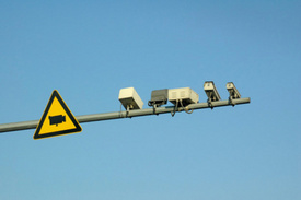 Miami Injury Lawyers Alert: Red-Light Cameras: Boost to Safety, or Big Worries?